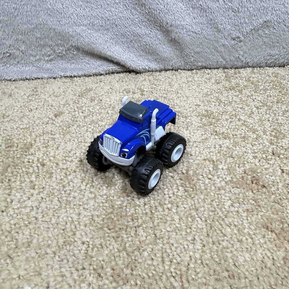 Blaze and the Monster Machines Crusher Truck Mattel 2014 Blue Die-Cast Vehicle